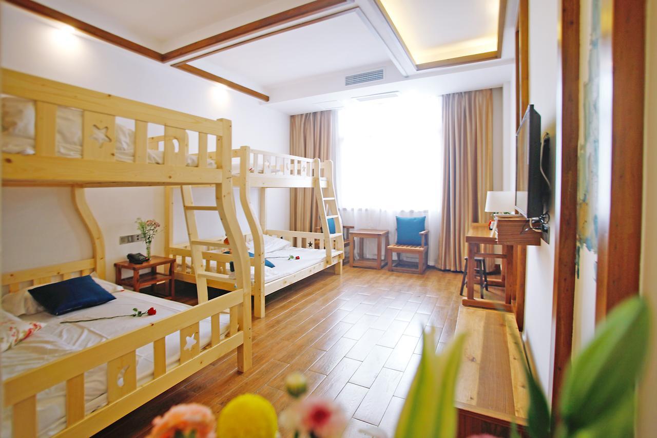 Guihua Road 106Th Hostel Zhangjiajie Exterior photo